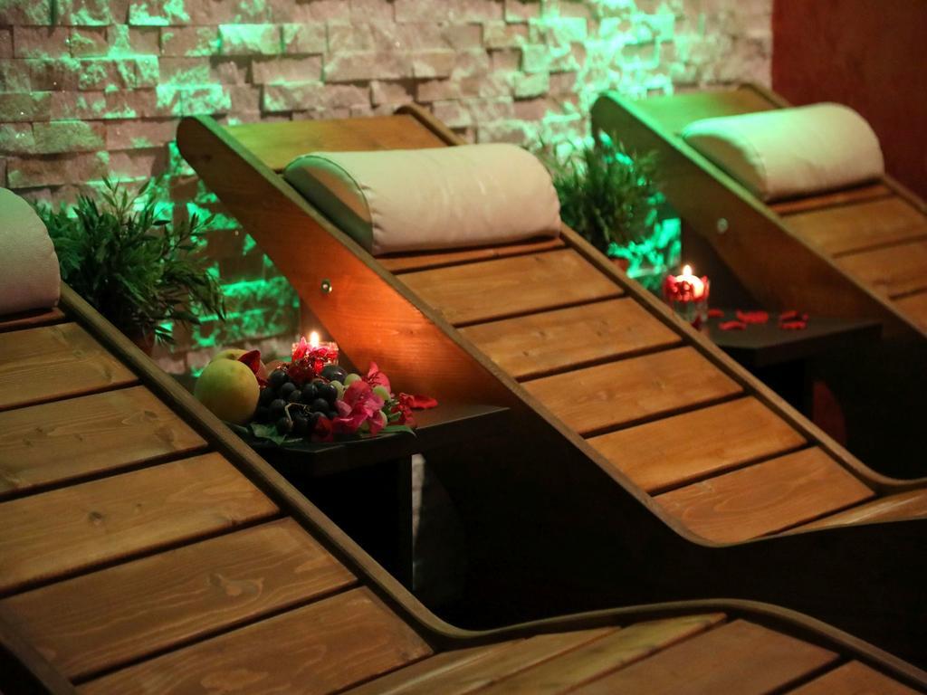 Hotel Villa ビシェーリエ エクステリア 写真