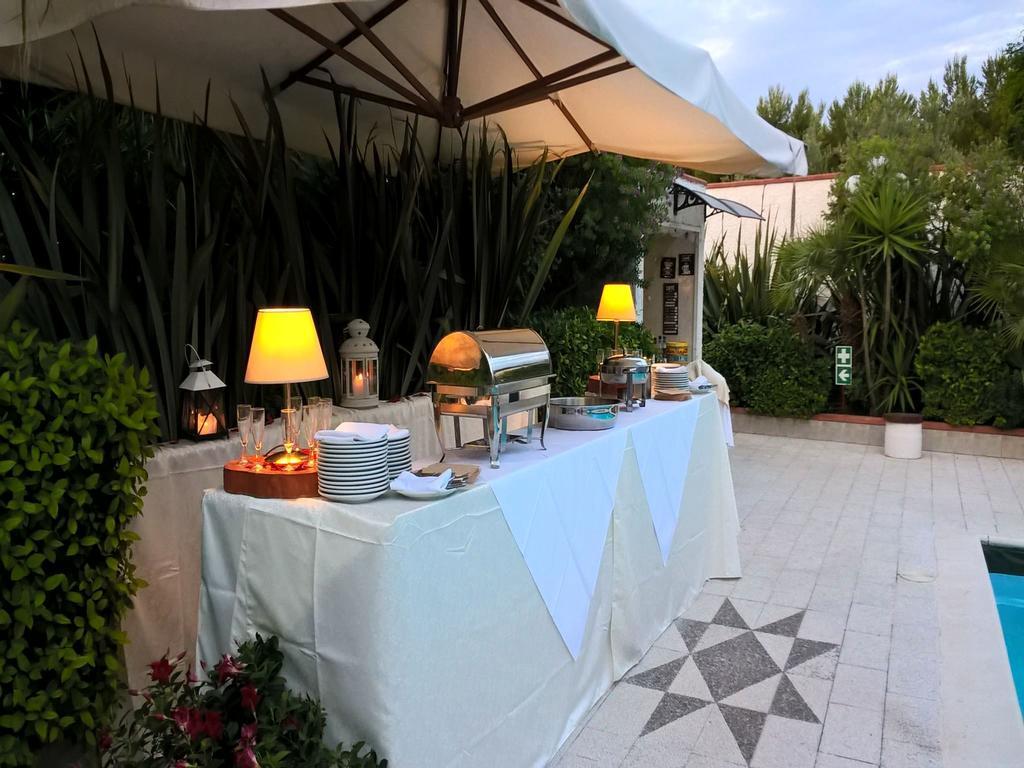 Hotel Villa ビシェーリエ エクステリア 写真